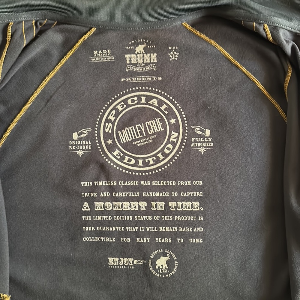 Designer Trunk jacket - Picture 4 of 6